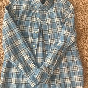 Vineyard vines size 6 performance fabric
